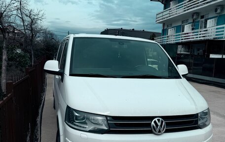 Volkswagen Multivan T5, 2012 год, 2 950 000 рублей, 3 фотография