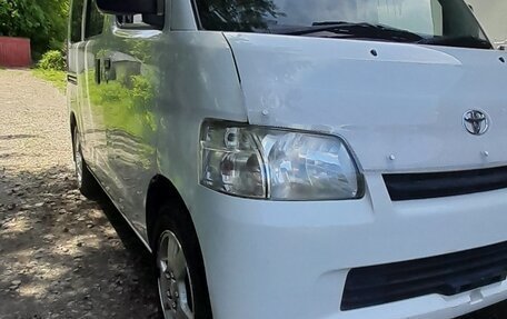 Toyota Town Ace IV, 2017 год, 1 480 000 рублей, 2 фотография