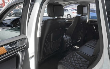 Volkswagen Touareg III, 2017 год, 4 299 000 рублей, 11 фотография