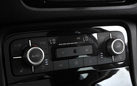 Volkswagen Touareg III, 2017 год, 4 299 000 рублей, 13 фотография