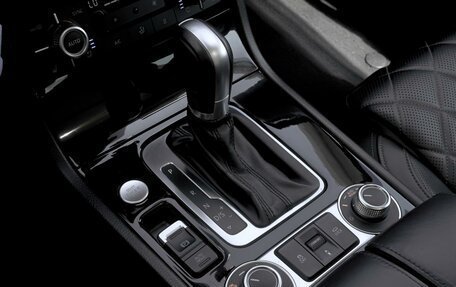 Volkswagen Touareg III, 2017 год, 4 299 000 рублей, 12 фотография