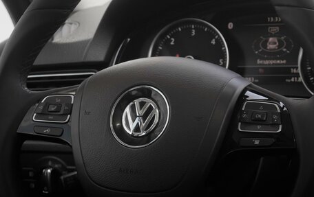 Volkswagen Touareg III, 2017 год, 4 299 000 рублей, 20 фотография