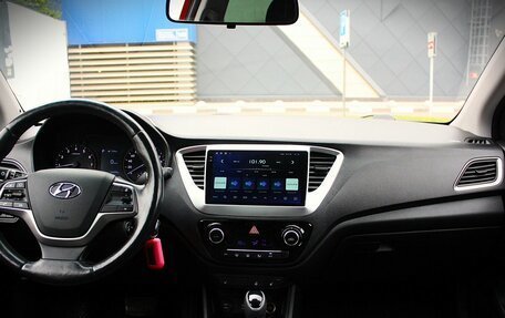 Hyundai Solaris II рестайлинг, 2017 год, 1 287 000 рублей, 6 фотография