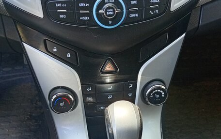 Chevrolet Cruze II, 2014 год, 900 000 рублей, 17 фотография
