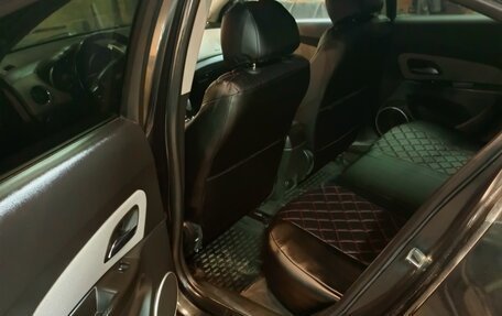 Chevrolet Cruze II, 2014 год, 900 000 рублей, 15 фотография
