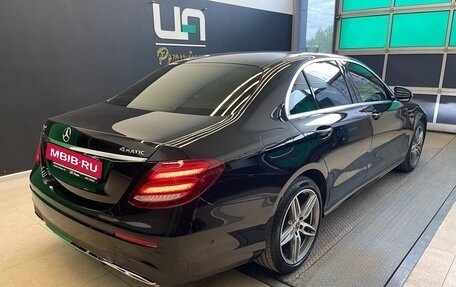 Mercedes-Benz E-Класс, 2019 год, 4 600 000 рублей, 6 фотография