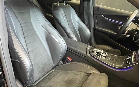 Mercedes-Benz E-Класс, 2019 год, 4 600 000 рублей, 17 фотография
