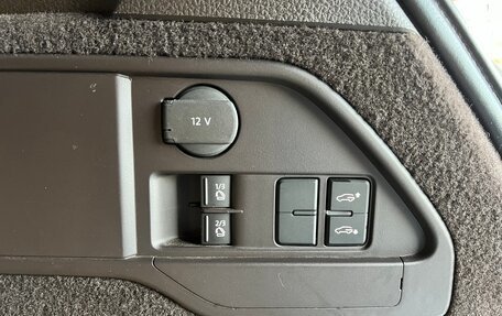 Volkswagen Touareg III, 2015 год, 3 750 000 рублей, 16 фотография