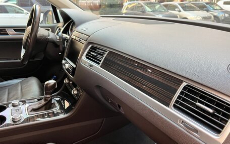 Volkswagen Touareg III, 2015 год, 3 750 000 рублей, 9 фотография