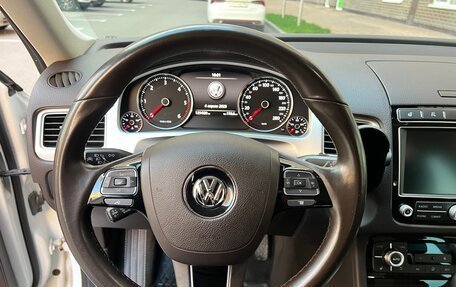 Volkswagen Touareg III, 2015 год, 3 750 000 рублей, 14 фотография