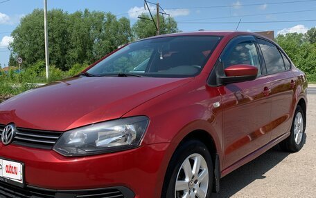 Volkswagen Polo VI (EU Market), 2011 год, 650 000 рублей, 2 фотография