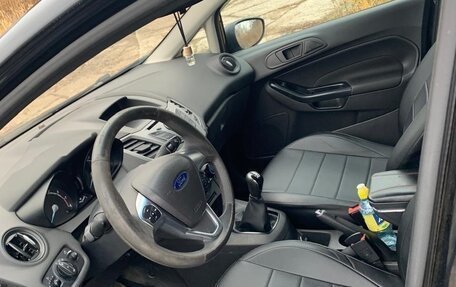 Ford Fiesta, 2016 год, 650 000 рублей, 22 фотография