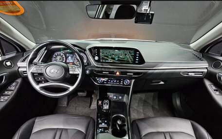 Hyundai Sonata VIII, 2021 год, 1 980 000 рублей, 7 фотография