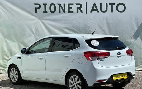 KIA Rio III рестайлинг, 2016 год, 890 000 рублей, 6 фотография