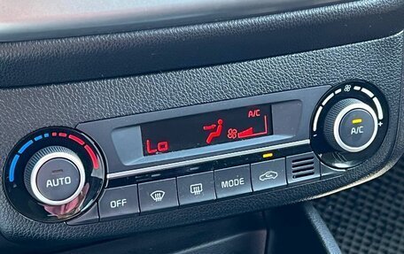 KIA Rio III рестайлинг, 2016 год, 890 000 рублей, 10 фотография