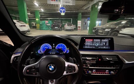 BMW 5 серия, 2017 год, 3 100 000 рублей, 13 фотография