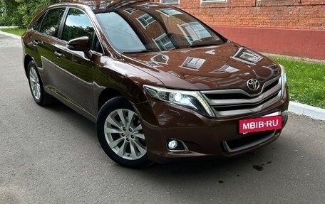 Toyota Venza I, 2013 год, 2 300 000 рублей, 2 фотография