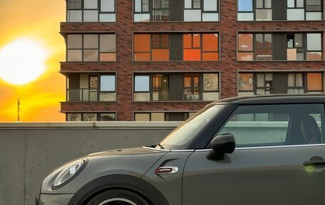 MINI Hatch, 2018 год, 2 950 000 рублей, 5 фотография