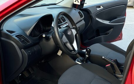 Hyundai Solaris II рестайлинг, 2011 год, 595 000 рублей, 5 фотография