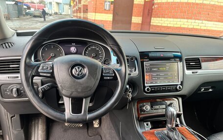 Volkswagen Touareg III, 2012 год, 1 685 000 рублей, 6 фотография