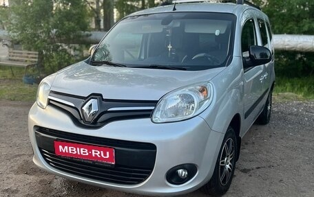 Renault Kangoo II рестайлинг, 2013 год, 1 470 000 рублей, 1 фотография