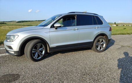 Volkswagen Tiguan II, 2017 год, 2 220 000 рублей, 17 фотография