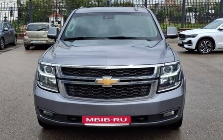 Chevrolet Tahoe IV, 2018 год, 3 950 000 рублей, 2 фотография