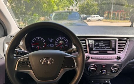 Hyundai Solaris II рестайлинг, 2019 год, 1 150 000 рублей, 8 фотография