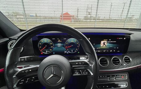 Mercedes-Benz E-Класс, 2020 год, 4 200 000 рублей, 5 фотография
