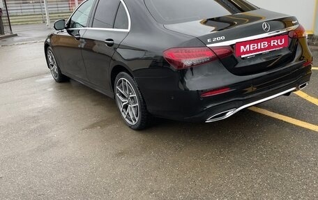 Mercedes-Benz E-Класс, 2020 год, 4 200 000 рублей, 2 фотография
