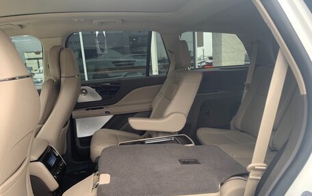 Lincoln Aviator II, 2022 год, 5 810 000 рублей, 29 фотография