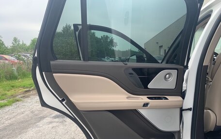 Lincoln Aviator II, 2022 год, 5 810 000 рублей, 33 фотография