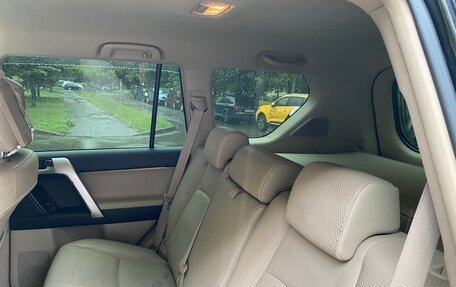 Toyota Land Cruiser Prado 150 рестайлинг 2, 2010 год, 3 900 000 рублей, 9 фотография