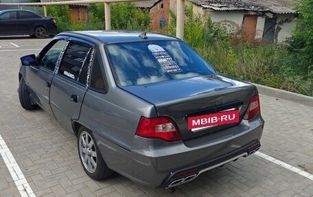 Daewoo Nexia I рестайлинг, 2012 год, 300 000 рублей, 2 фотография