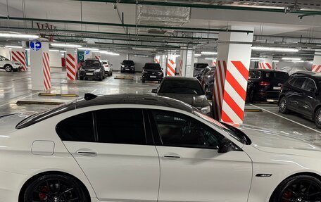 BMW 5 серия, 2011 год, 2 000 000 рублей, 15 фотография
