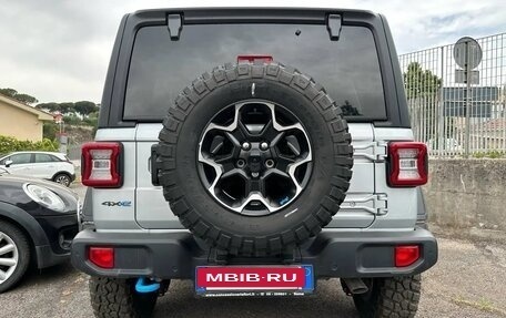 Jeep Wrangler, 2022 год, 4 700 000 рублей, 6 фотография