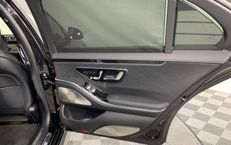 Mercedes-Benz S-Класс, 2023 год, 27 284 000 рублей, 30 фотография