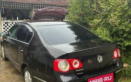 Volkswagen Passat B6, 2007 год, 620 000 рублей, 2 фотография