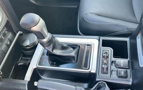 Toyota Land Cruiser Prado 150 рестайлинг 2, 2022 год, 7 150 000 рублей, 13 фотография