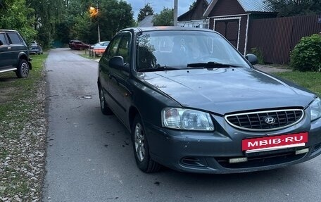 Hyundai Accent II, 2004 год, 270 000 рублей, 2 фотография
