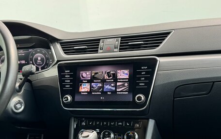 Skoda Superb III рестайлинг, 2019 год, 1 900 000 рублей, 18 фотография