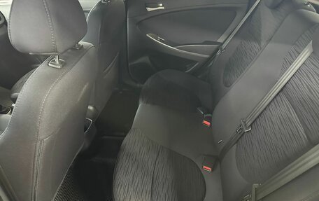 Hyundai Solaris II рестайлинг, 2015 год, 899 000 рублей, 19 фотография