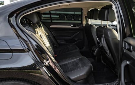 Volkswagen Passat B8 рестайлинг, 2017 год, 1 580 000 рублей, 10 фотография