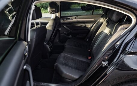 Volkswagen Passat B8 рестайлинг, 2017 год, 1 580 000 рублей, 11 фотография