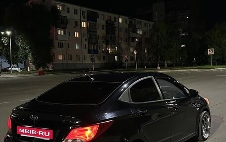 Hyundai Solaris II рестайлинг, 2016 год, 990 000 рублей, 3 фотография