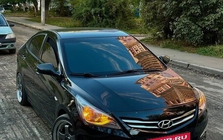 Hyundai Solaris II рестайлинг, 2016 год, 990 000 рублей, 7 фотография