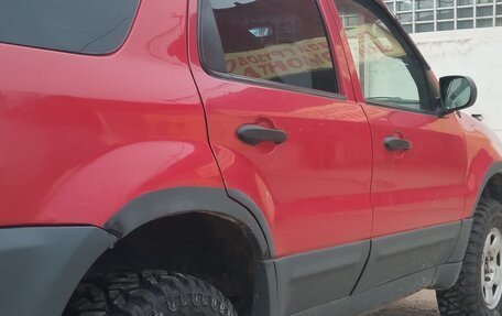 Ford Escape II, 2002 год, 550 000 рублей, 2 фотография