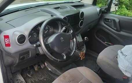 Peugeot Partner II рестайлинг 2, 2013 год, 620 000 рублей, 8 фотография