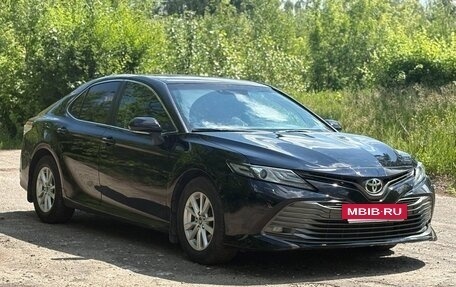 Toyota Camry, 2018 год, 1 770 000 рублей, 4 фотография