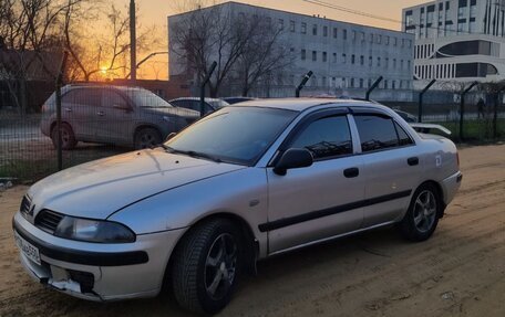 Mitsubishi Carisma I, 2003 год, 399 000 рублей, 3 фотография